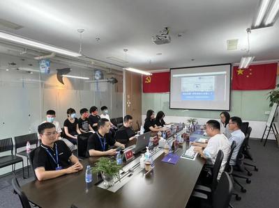 實踐活動進行時 | 伯明翰學院師生走訪湖北盛天網(wǎng)絡技術股份，開展深度網(wǎng)絡技術交流